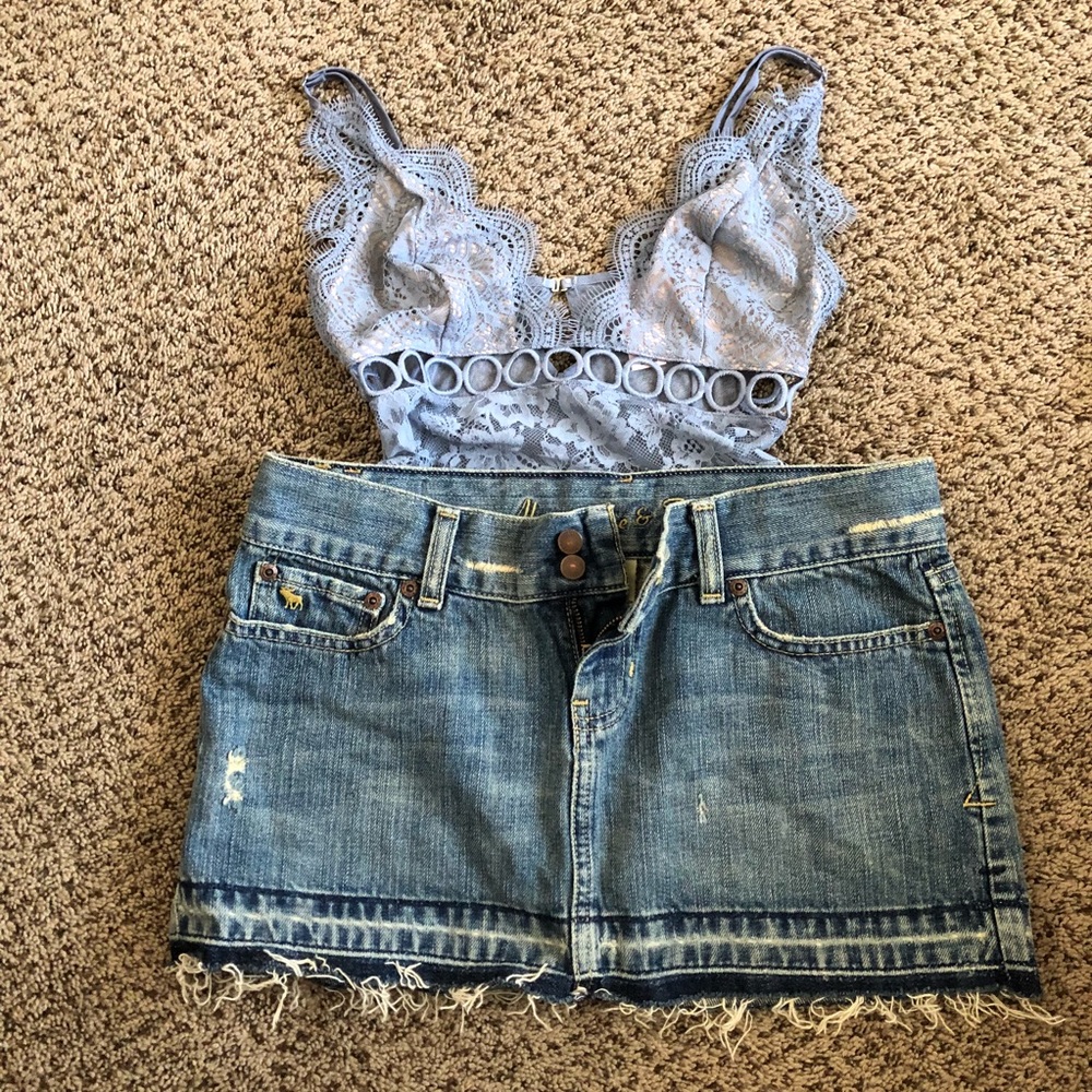 Abercrombie & Fitch denim low rise mini skirt